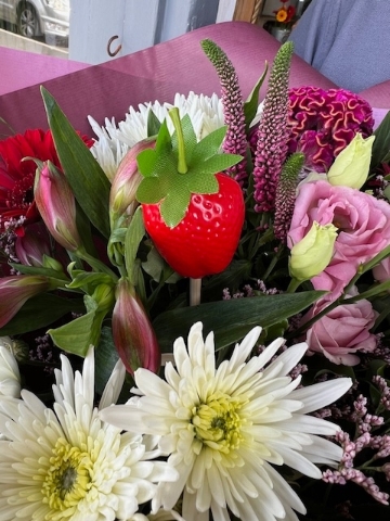 Bouquet of the Month July 1